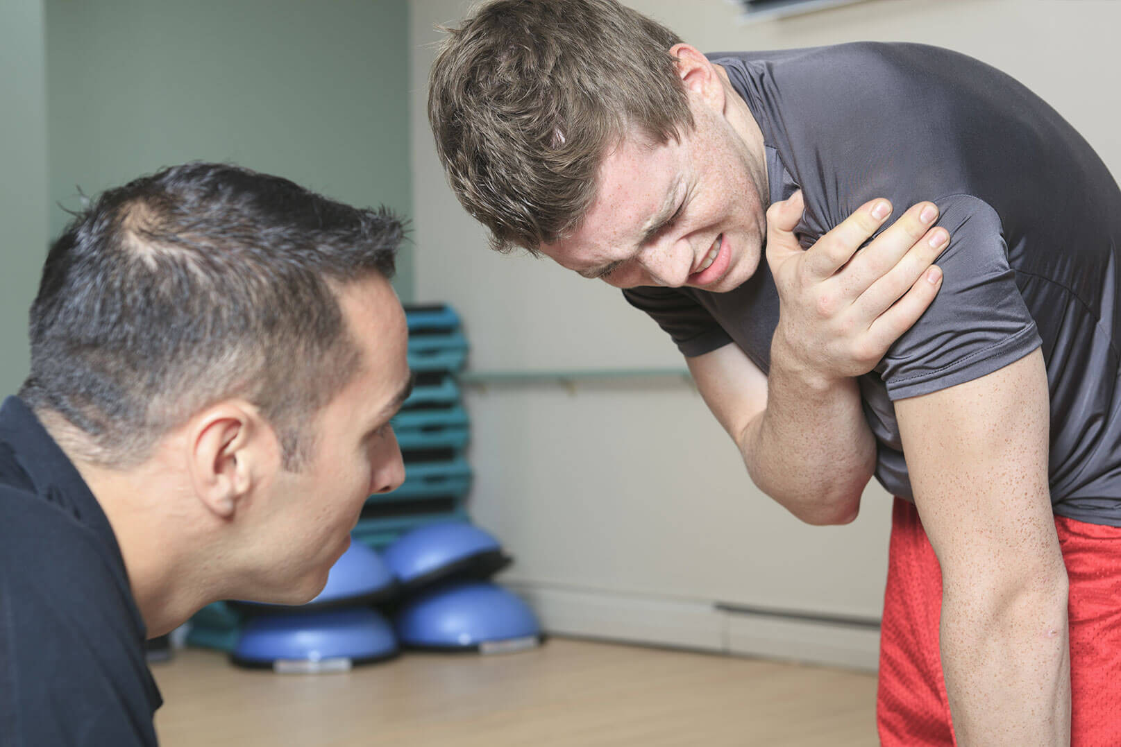 Dislocated shoulder: how to recognize and treat 